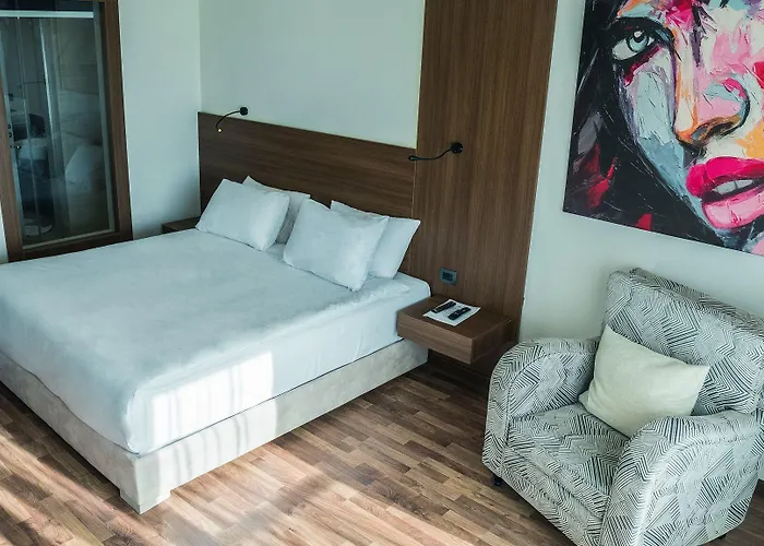 Apart Otel Rivoli 4*